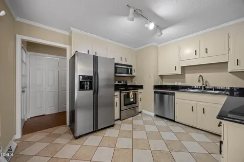 201 Hillandale Drive Oxford NC 27565