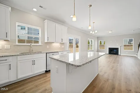 1434 Reading Court Burlington NC 27217