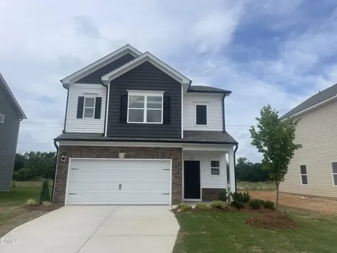 221 Courtside Drive Dunn NC 28334