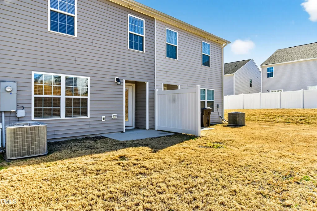 145 Tributary Way Fuquay Varina NC 27526