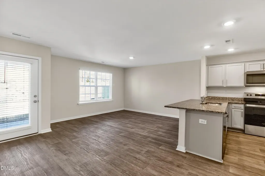 145 Tributary Way Fuquay Varina NC 27526