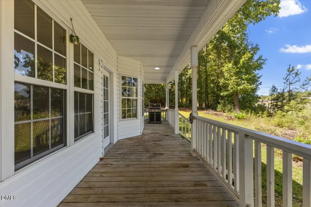 117 Lake Point Drive Clayton NC 27527