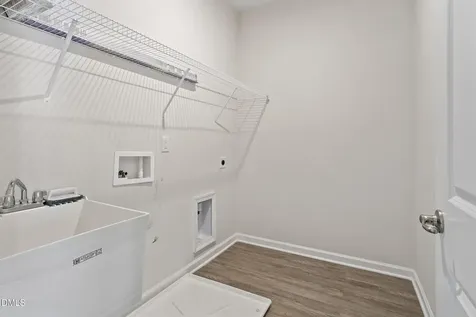 1124 Platform Drive Apex NC 27502