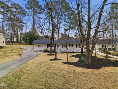 208 Lynnwood Estates Drive Knightdale NC 27545