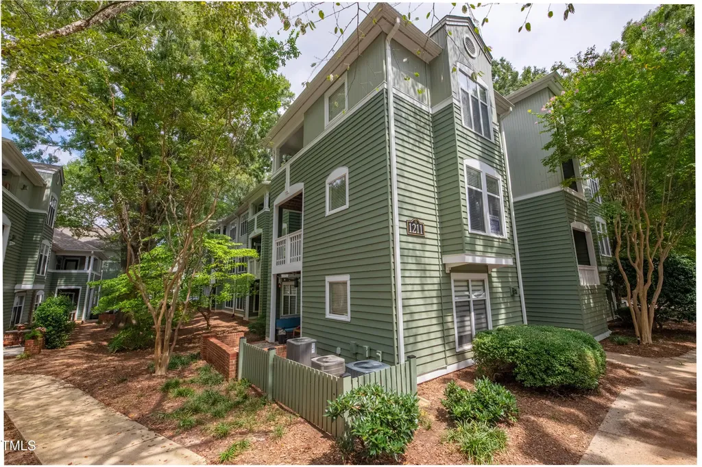 1211 Westview Lane Raleigh NC 27605
