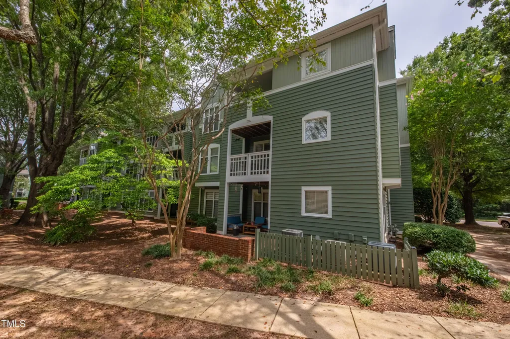 1211 Westview Lane Raleigh NC 27605