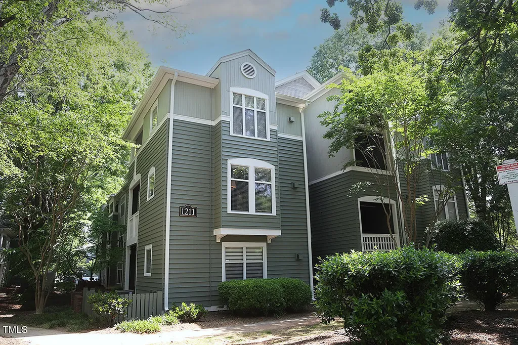 1211 Westview Lane Raleigh NC 27605