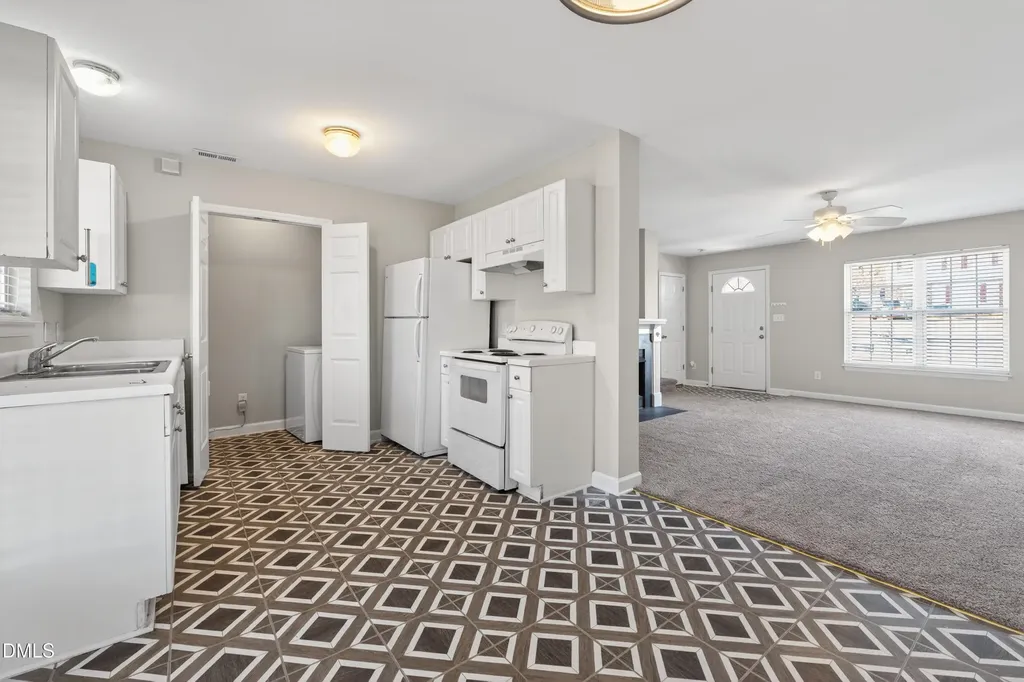 1601 Briarmont Court Raleigh NC 27610