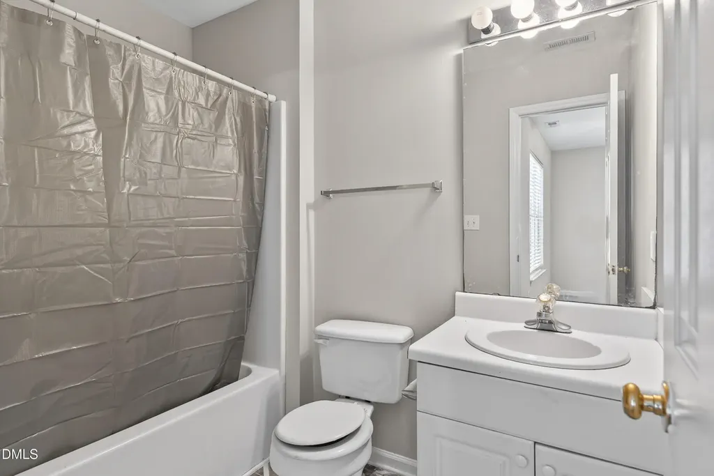 1601 Briarmont Court Raleigh NC 27610