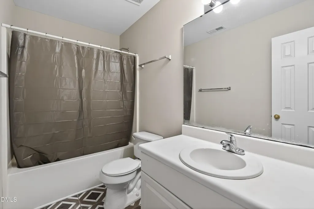 1601 Briarmont Court Raleigh NC 27610