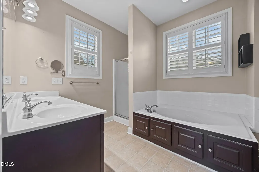29 Dexterfield Drive Fuquay Varina NC 27526