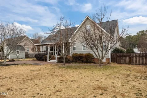 29 Dexterfield Drive Fuquay Varina NC 27526