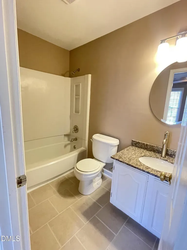 4536 Hamptonshire Drive Raleigh NC 27613