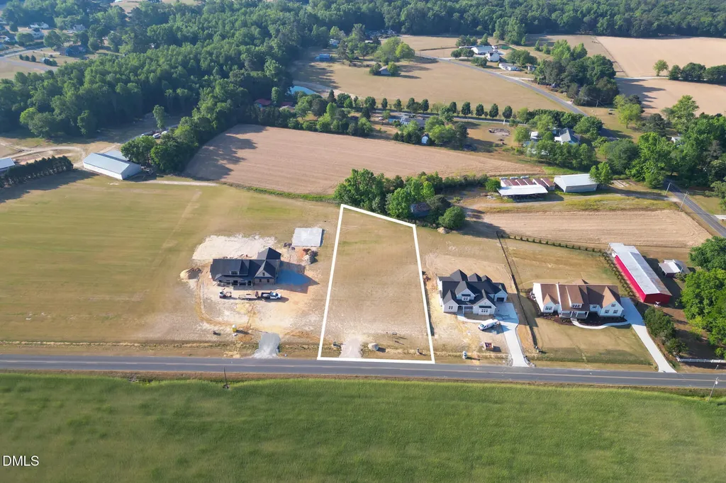 3250 Oakridge River Road Fuquay Varina NC 27526