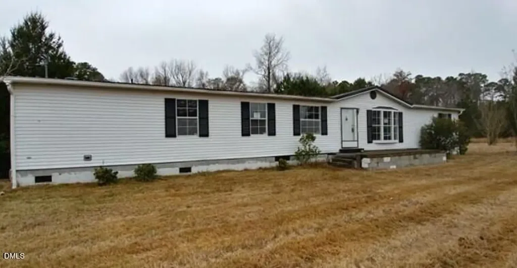 1495 Mackeys Road Plymouth NC 27962