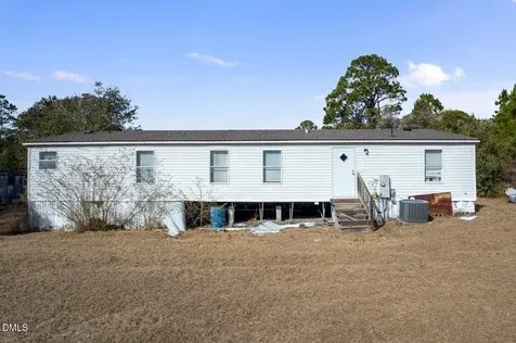 2564 SE River Road SE Winnabow NC 28479