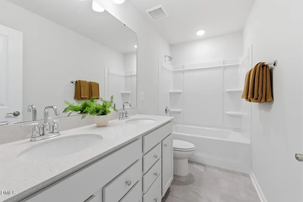 2112 Cedar Bird Lane Fuquay Varina NC 27526