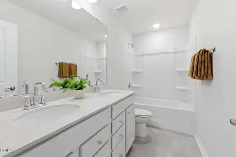 2112 Cedar Bird Lane Fuquay Varina NC 27526