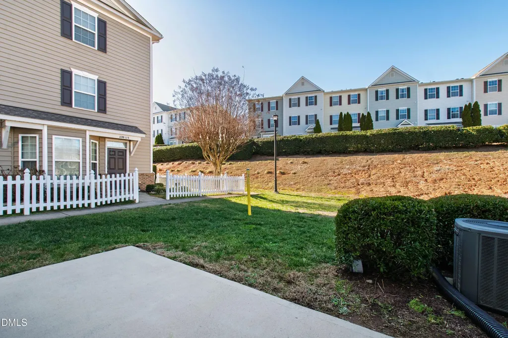 1118 Renewal Place Raleigh NC 27603
