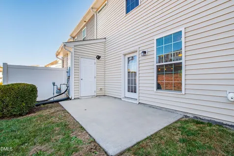 1118 Renewal Place Raleigh NC 27603
