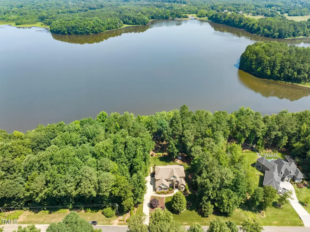 901 Edgewater Drive Garner NC 27529