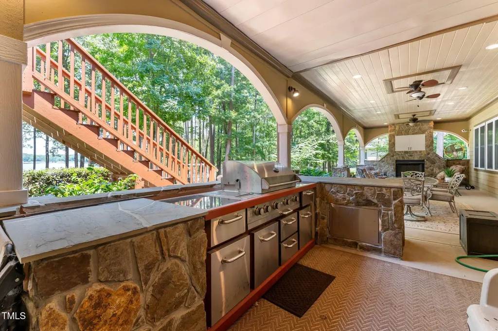 901 Edgewater Drive Garner NC 27529
