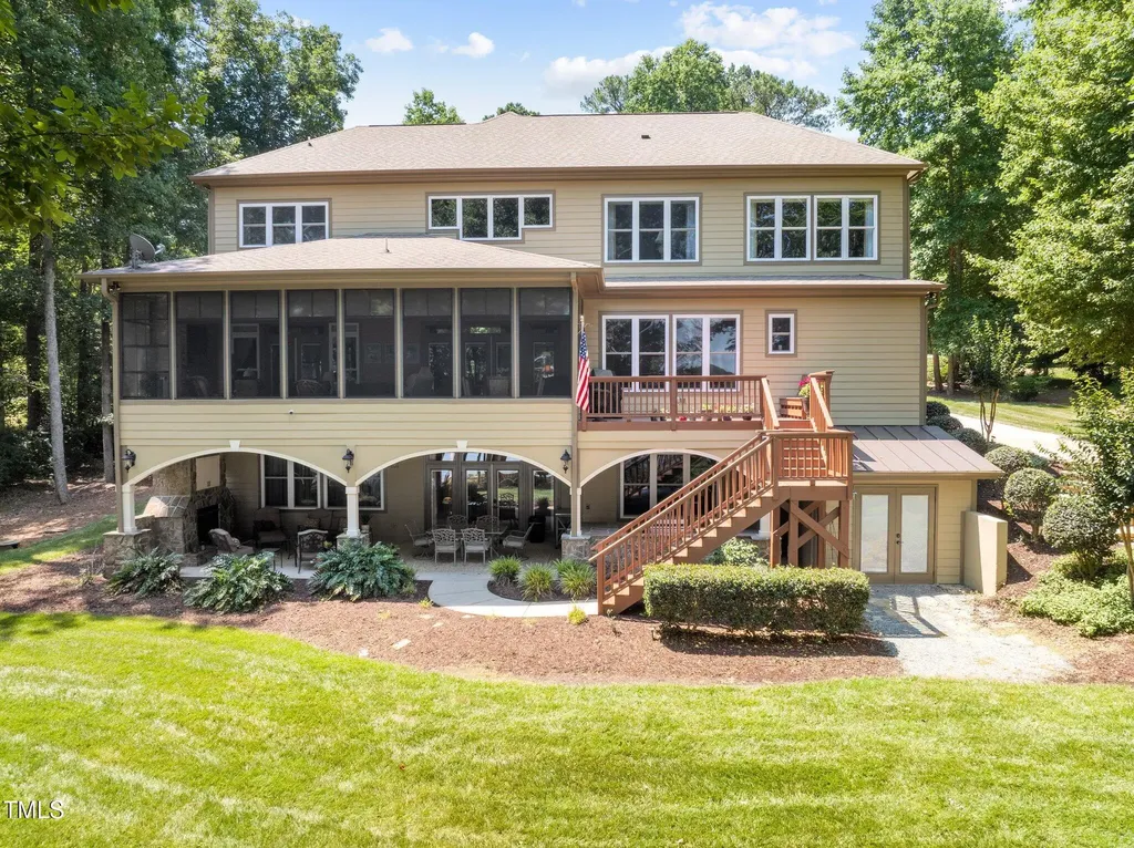 901 Edgewater Drive Garner NC 27529