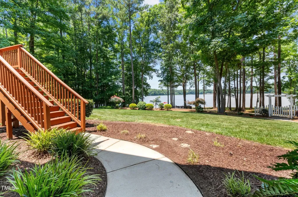 901 Edgewater Drive Garner NC 27529