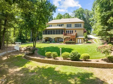 901 Edgewater Drive Garner NC 27529