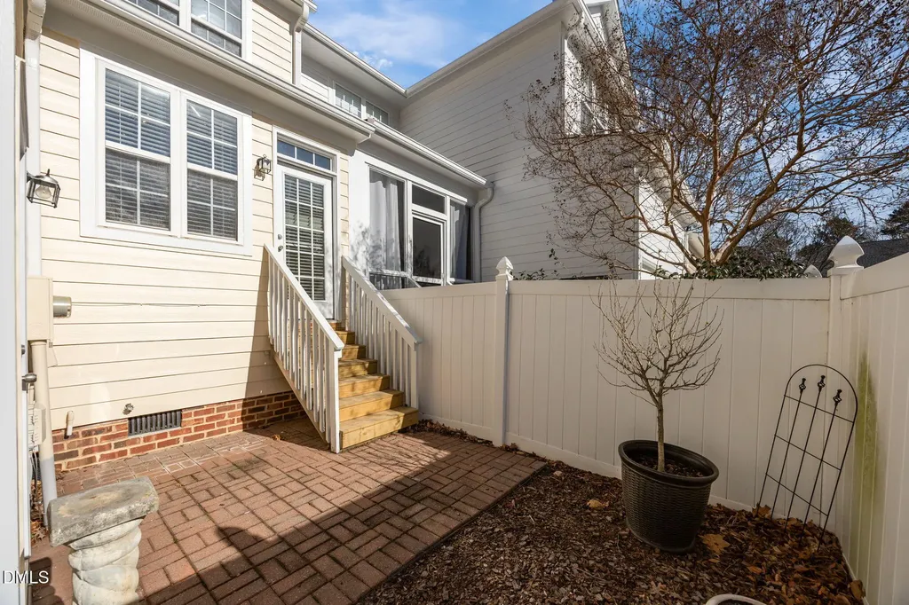 2305 Dunlin Lane Raleigh NC 27614