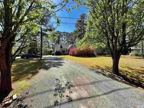 565 Old Graham Road Pittsboro NC 27312