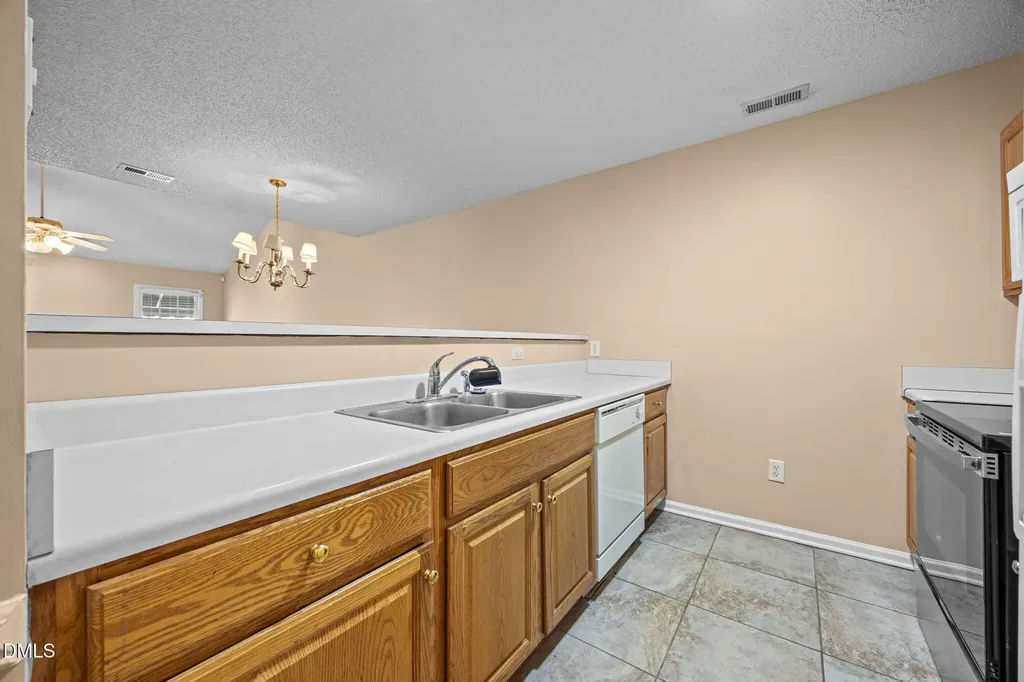 101 Fairwoods Court Dunn NC 28334