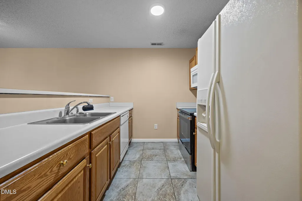 101 Fairwoods Court Dunn NC 28334
