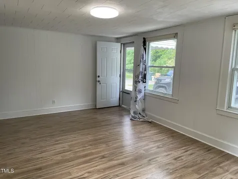 2716 Fawn Avenue Durham NC 27705