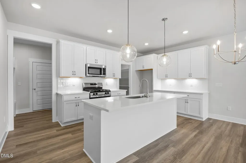803 Central Park Drive Raleigh NC 27604