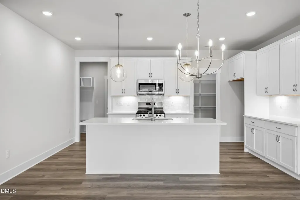 803 Central Park Drive Raleigh NC 27604