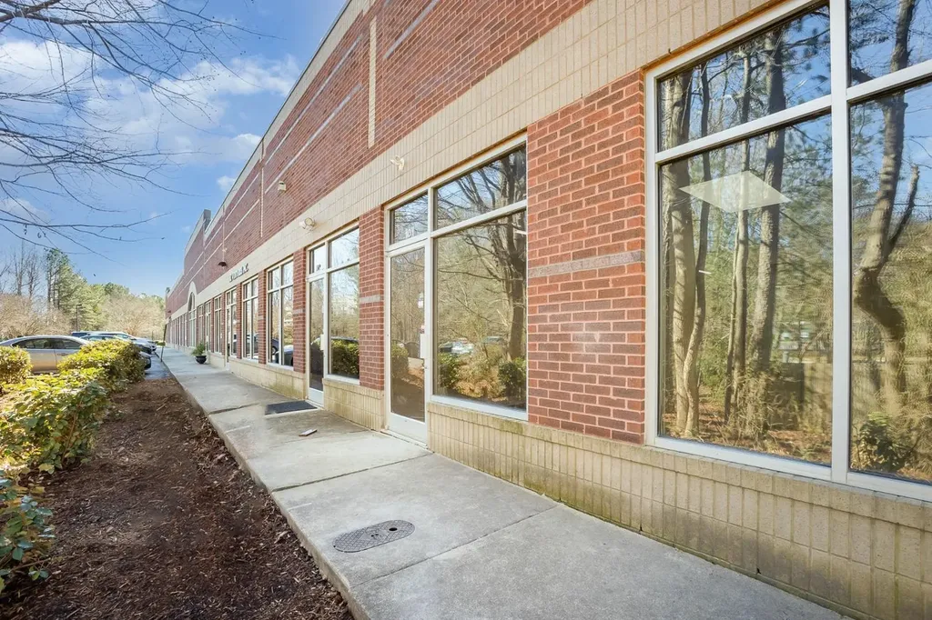 5621 Departure Drive Raleigh NC 27616