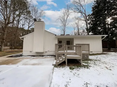 805 Wedgewood Avenue Zebulon NC 27597