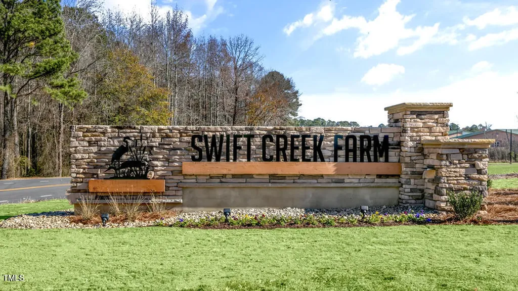 35 Pony Gallop Lane Clayton NC 27520