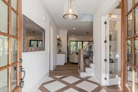 608 Warren Avenue Cary NC 27511