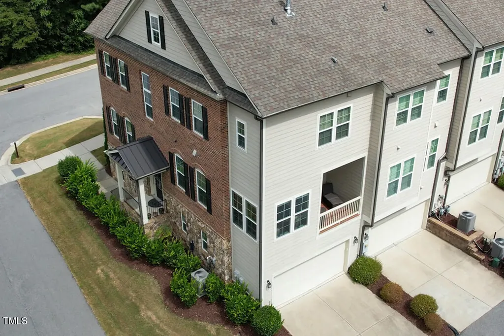 910 Wake Towne Drive Raleigh NC 27609