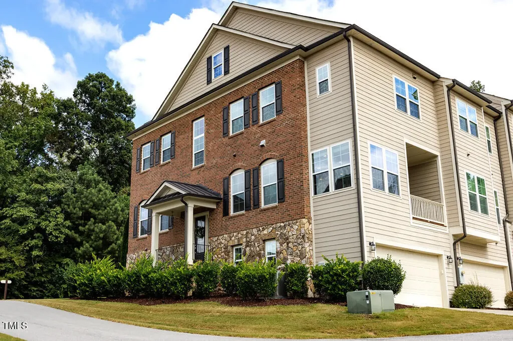 910 Wake Towne Drive Raleigh NC 27609