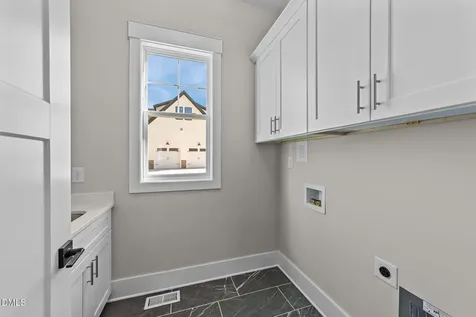 2568 Lassiter Road Four Oaks NC 27524