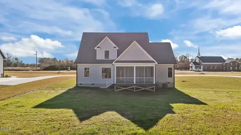2568 Lassiter Road Four Oaks NC 27524