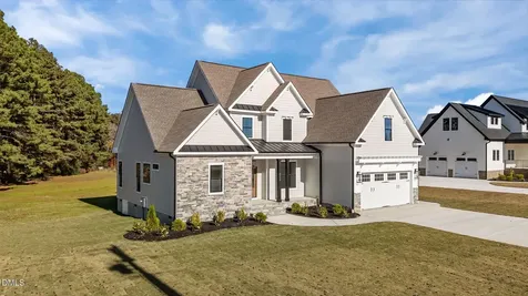 2568 Lassiter Road Four Oaks NC 27524