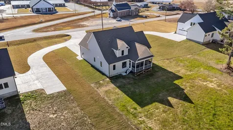 2568 Lassiter Road Four Oaks NC 27524