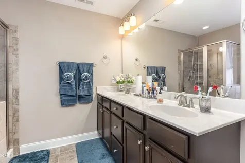 40 Oscar Wilde Way Youngsville NC 27596