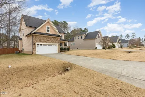 40 Oscar Wilde Way Youngsville NC 27596