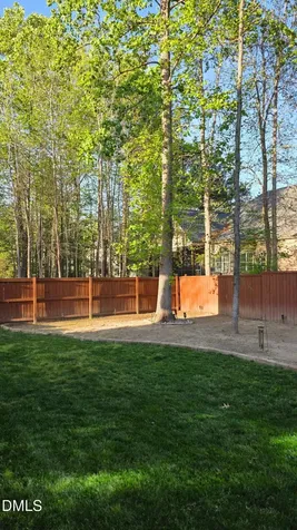 40 Oscar Wilde Way Youngsville NC 27596