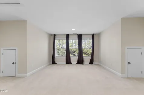 4226 Vallonia Drive Cary NC 27519